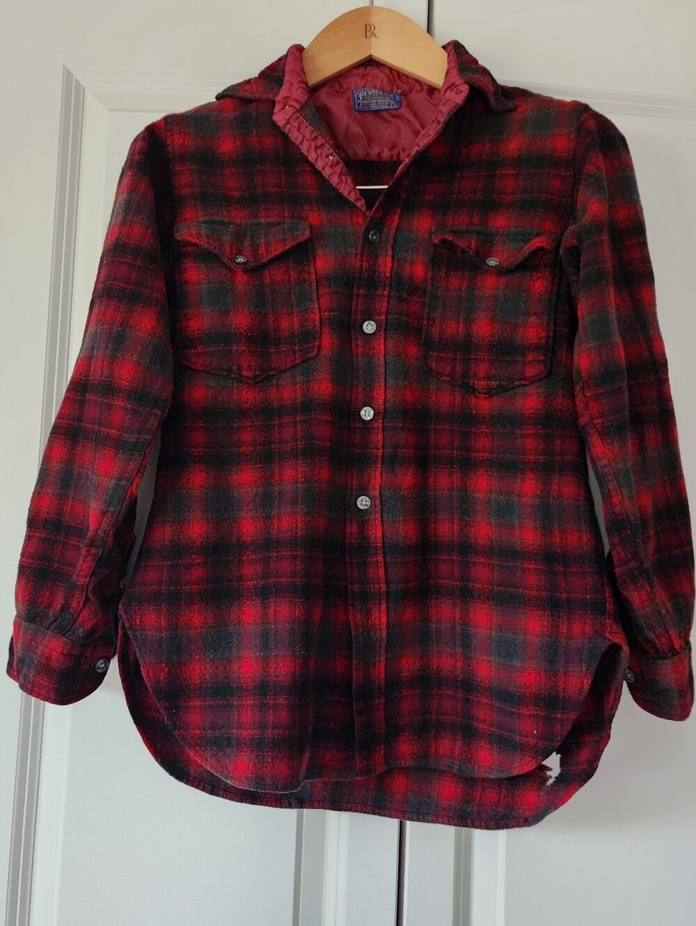 Vintage Pendleton Womens Red Black Plaid 100% Wool Shirt L